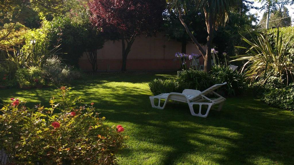 Las Bardas Hotel Puerto Madryn Exterior photo